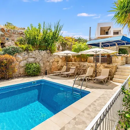 The Bridge By Ezoria * Κόλπος των Κοραλλιών