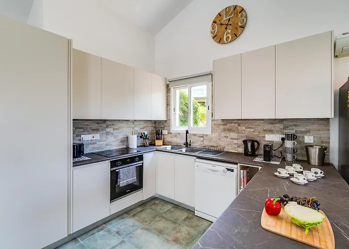 Vilă The Bridge By Ezoria Golful Coralilor