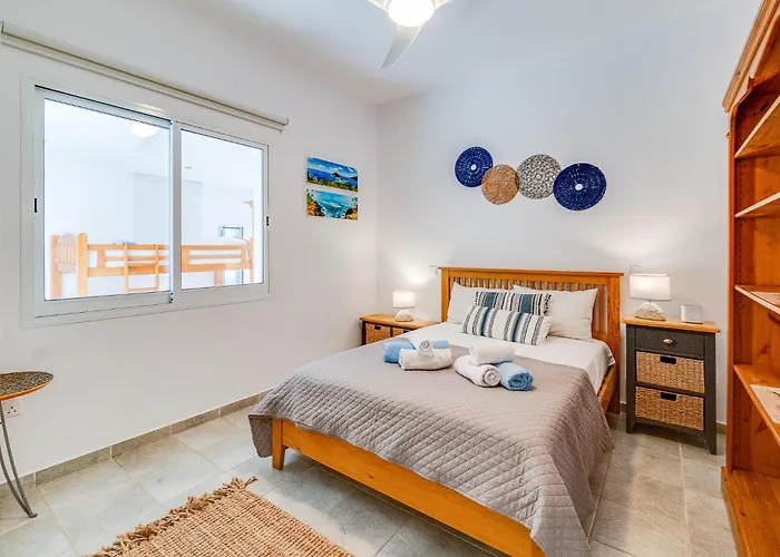 The Bridge By Ezoria * Coral Bay